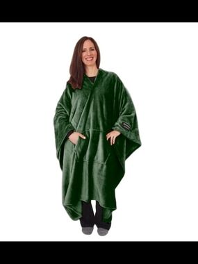Plush Forest Green Wearable Poncho with Kangaroo Pocket